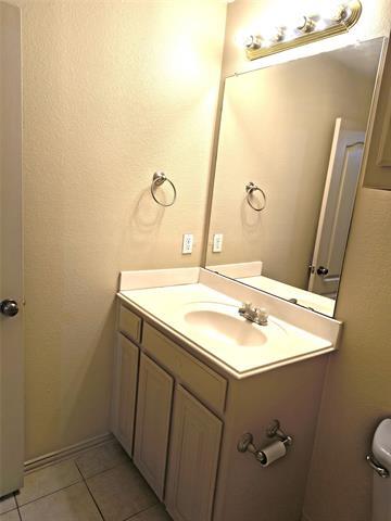 Building Photo - 5725 Swords Dr