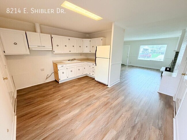 Building Photo - 8214 Shibler Dr