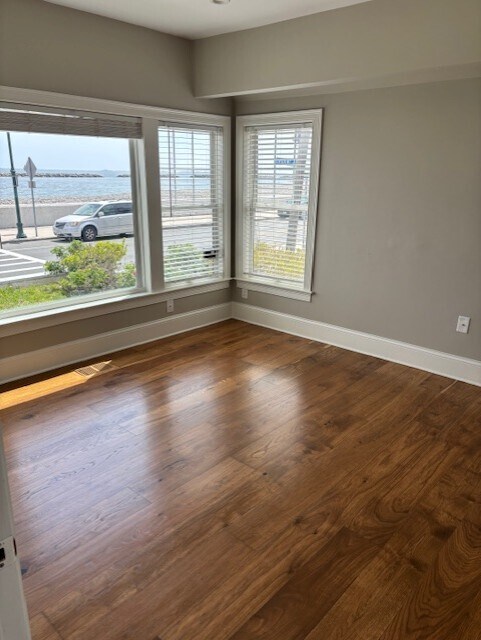 Building Photo - 176 Winthrop Shore Dr