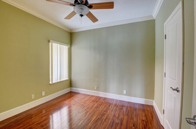 Building Photo - 23181 Fountain View Dr