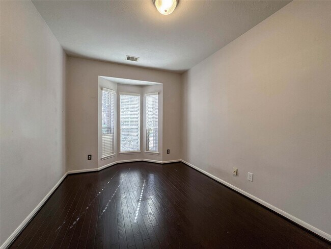 Building Photo - 12805 Flat Creek Dr