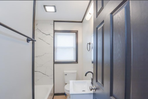 Building Photo - 1044 Tennessee Ave