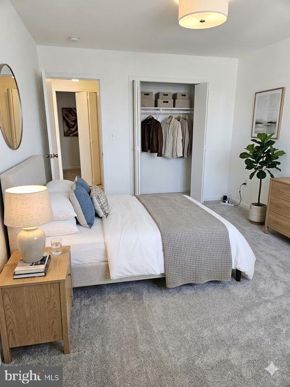 Building Photo - 6631 Wakefield Dr