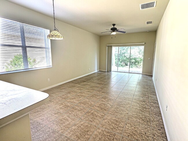 Building Photo - New Rental Available in Stoneybrook at Venice!