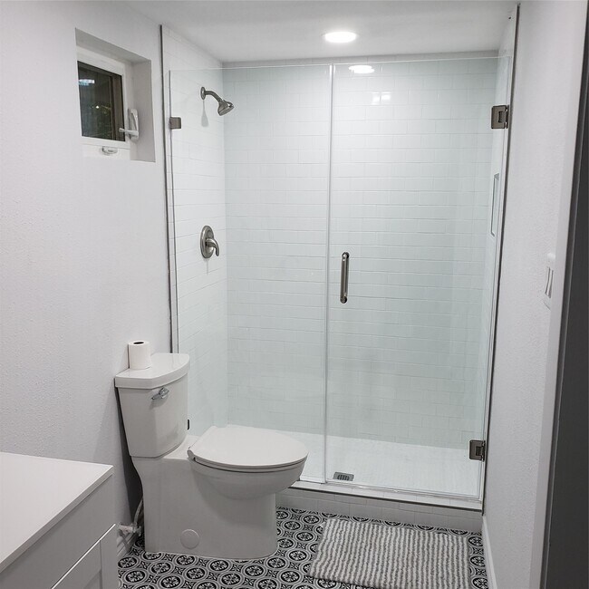 Building Photo - 510 S Belknap St