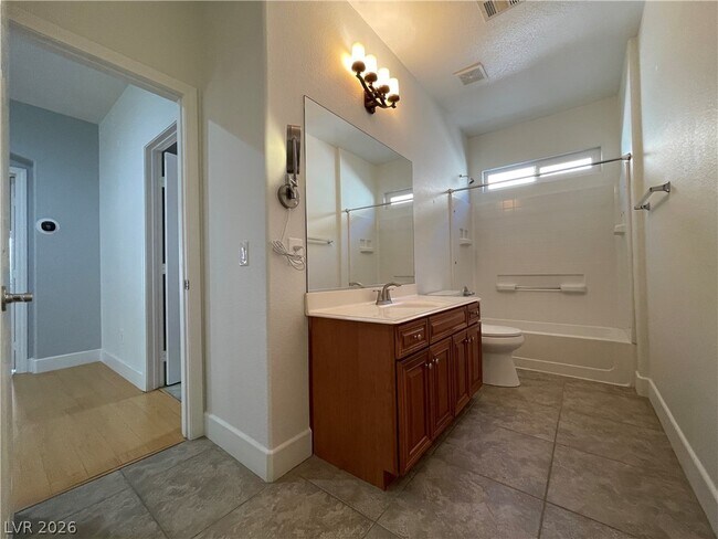 Building Photo - 4049 Bennett Mountain St