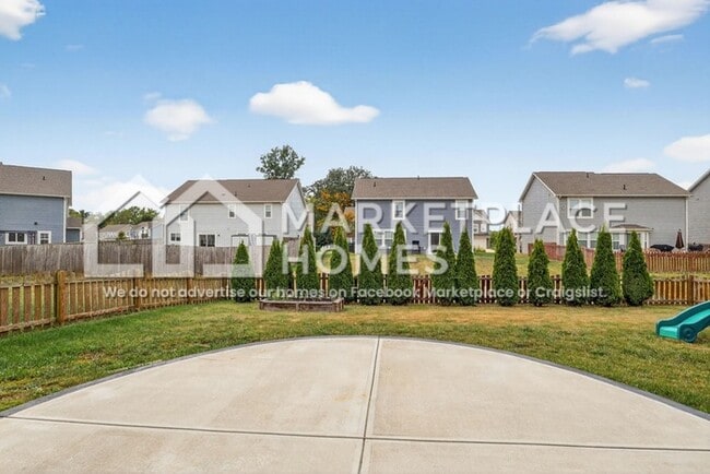 Building Photo - 2324 Boneset Dr