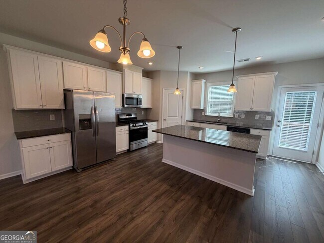 Building Photo - 311 Mahone Dr