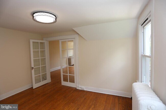 Building Photo - 730 St Johns Rd