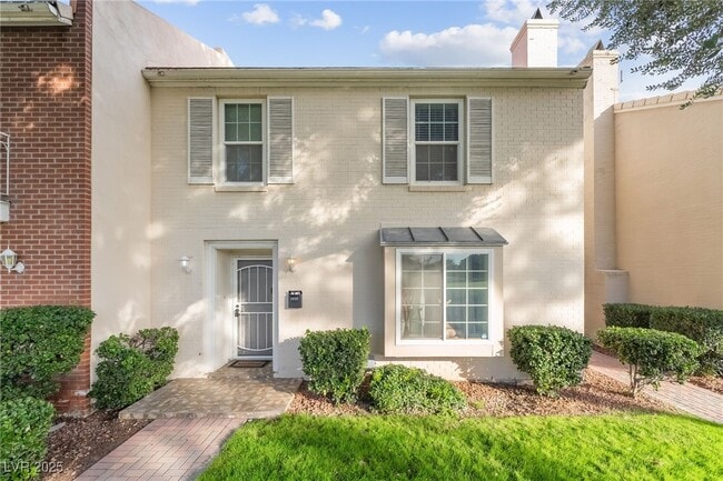 Building Photo - 1038 Tam O Shanter