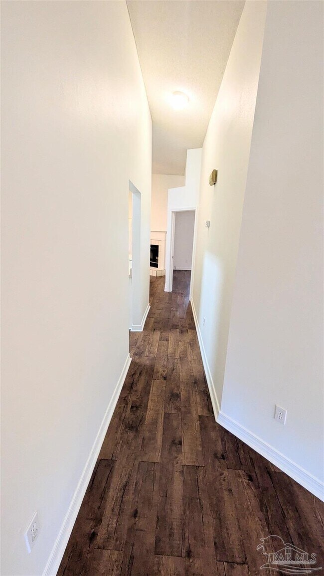 Building Photo - 6335 Mers Ln