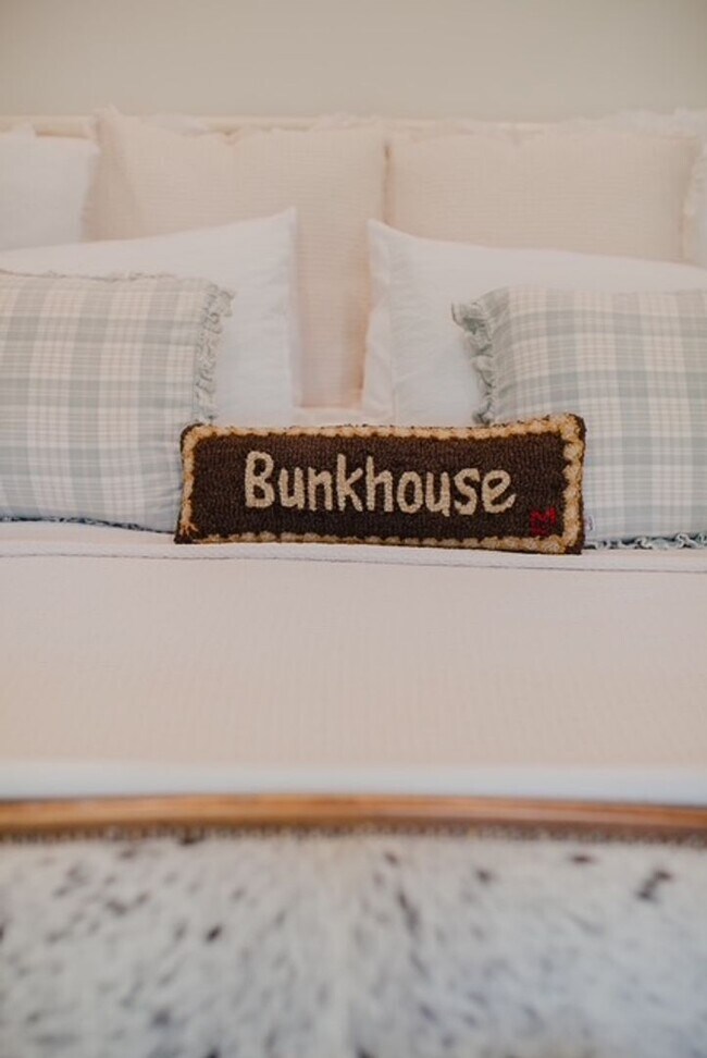 Building Photo - The Blue Pig Loft