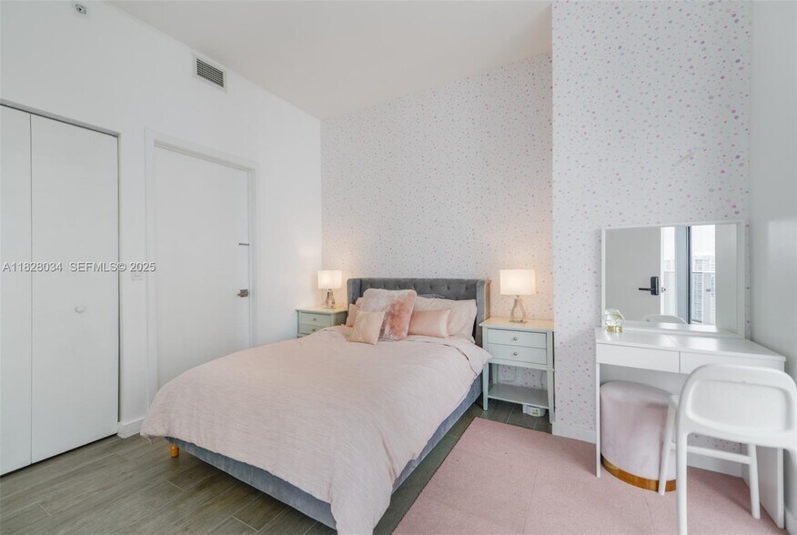 Building Photo - 45 SW 9th St