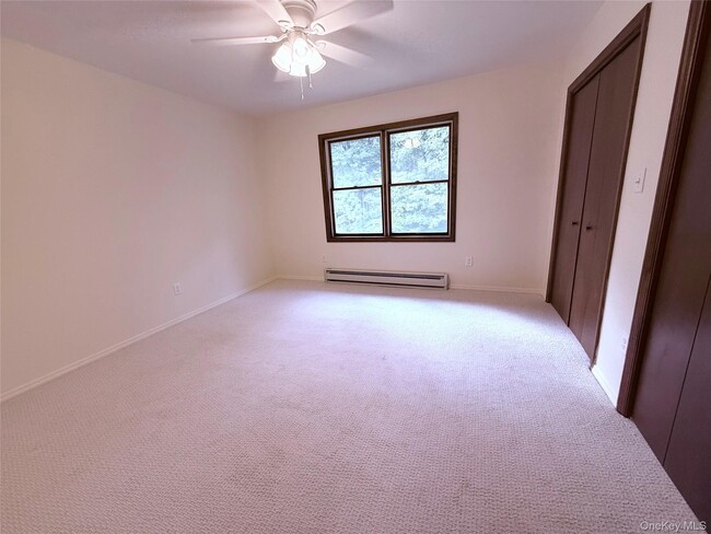 Building Photo - 87 Oregon Trail