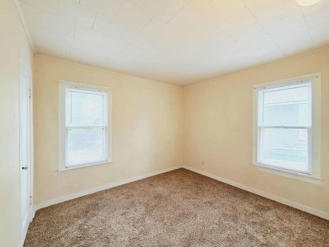 Building Photo - Charming 3 Bedroom, 2 Bath House For Rent!!