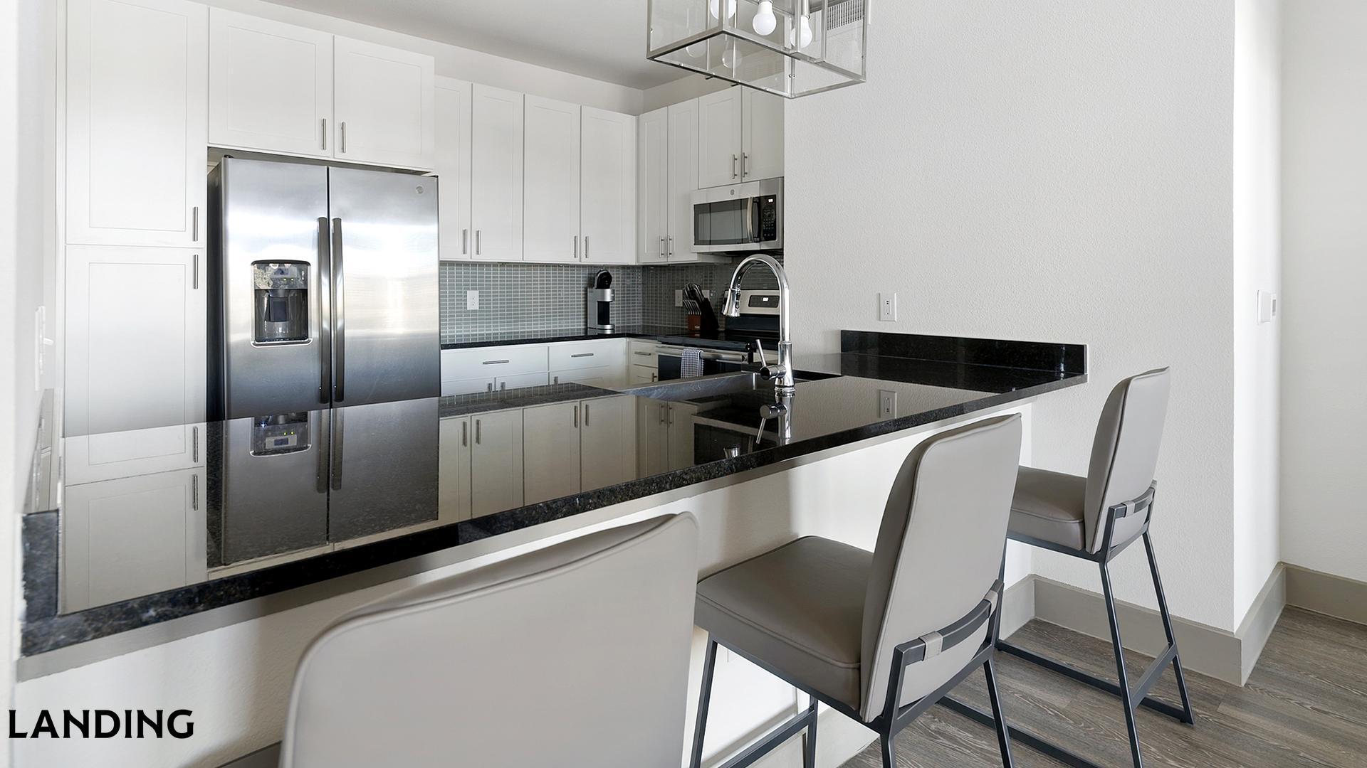 Building Photo - 300 Enclave Dr