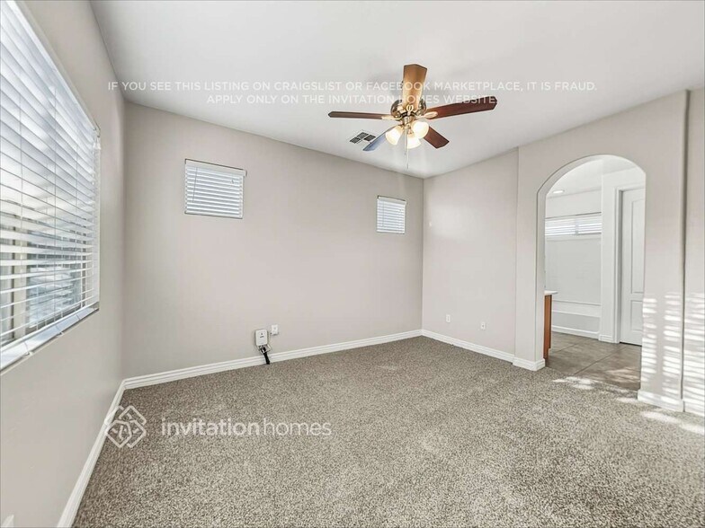 Building Photo - 229 S Trenton