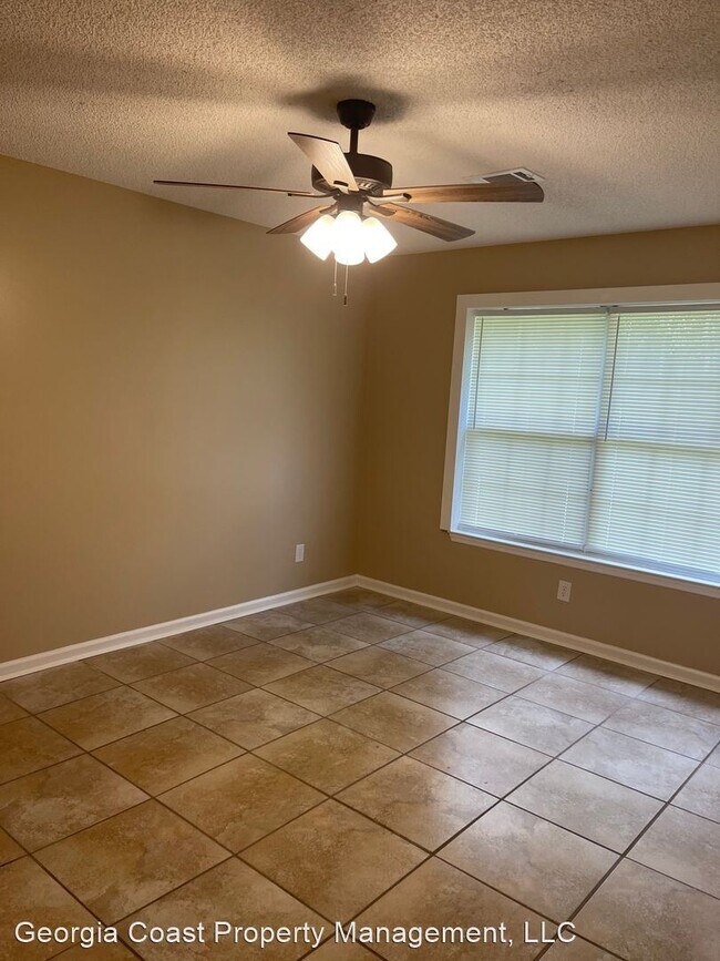 Building Photo - 2 br, 2 bath House - 154 Leeswood Circle