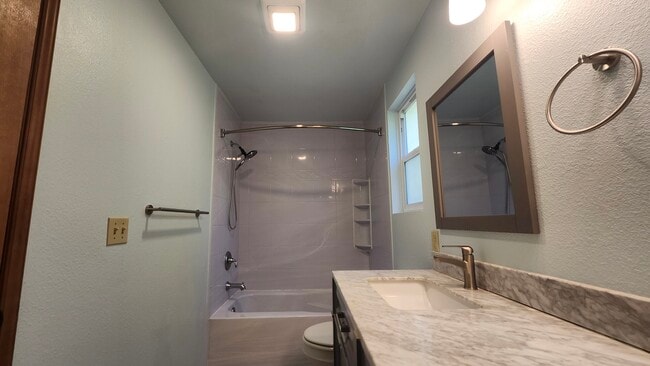 Building Photo - 35336 10th Pl SW