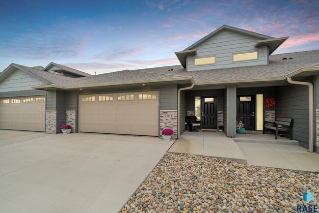 Building Photo - 7563 S Grand Arbor Pl