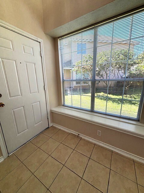 Building Photo - 6159 Morningshire Ln