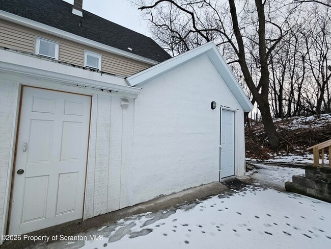 Building Photo - 1515 Brick Ave