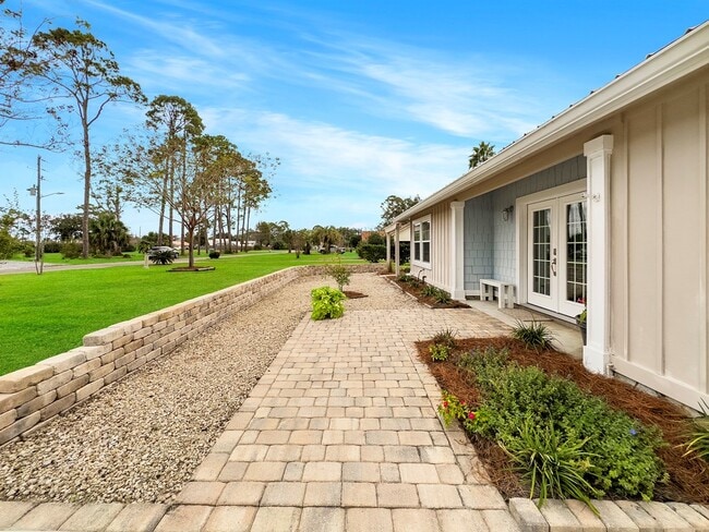 Building Photo - 103 Mimosa Ave