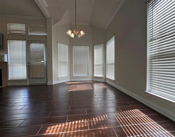 Building Photo - 3904 Ridge Gate Dr