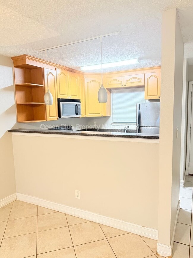 Building Photo - 2302 S Maki Rd