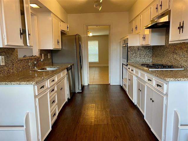 Building Photo - 7621 Dentcrest Dr