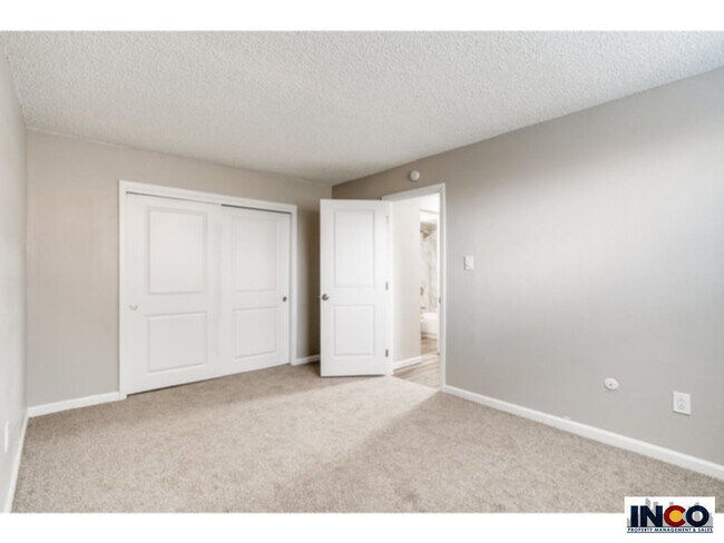 Building Photo - 3670 S Lowell Blvd
