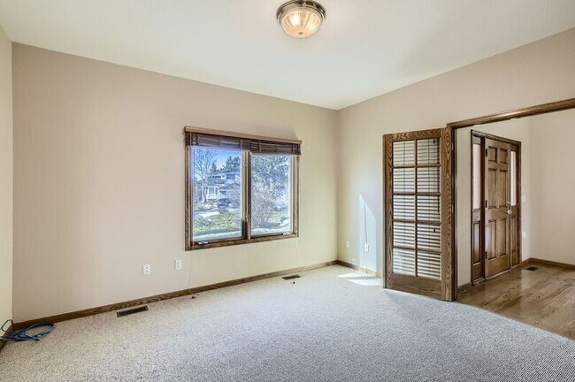 Building Photo - 6787 Snead Ct