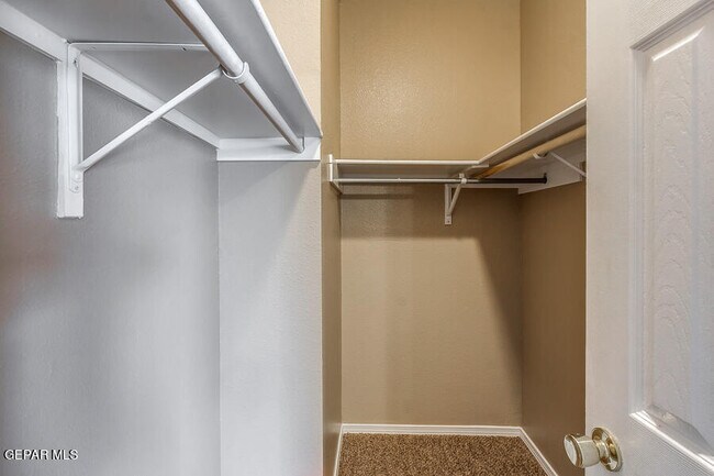 Building Photo - 12233 Iverson Ct