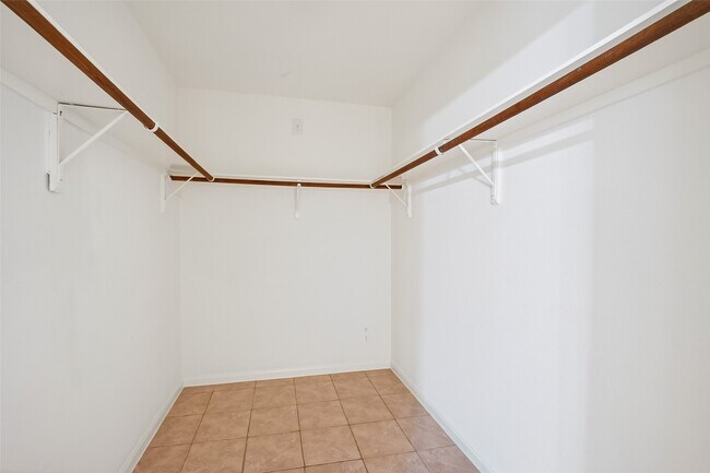 Building Photo - 10426 Briar Patch St