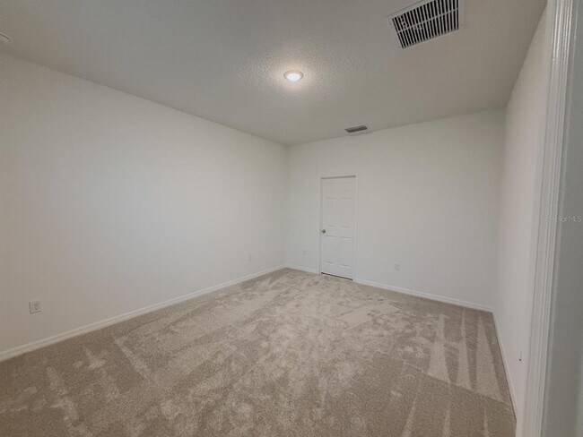 Building Photo - 438 Marion Lp