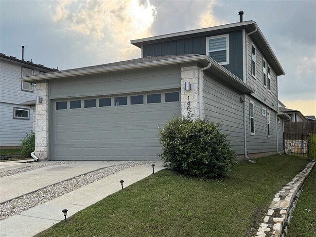 Building Photo - 14012 Zuhause Dr