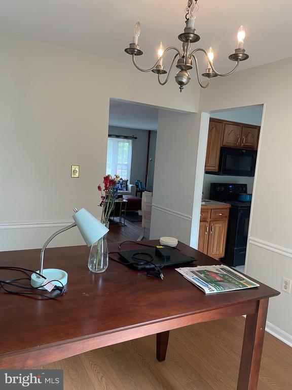 Building Photo - 10294 Colony Park Ct