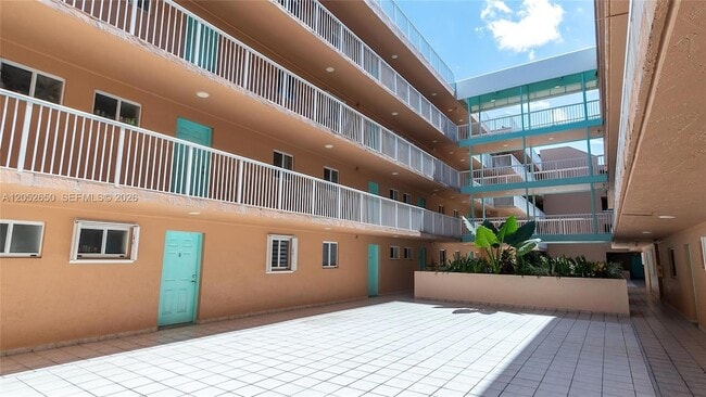 Building Photo - 6801 Harding Ave