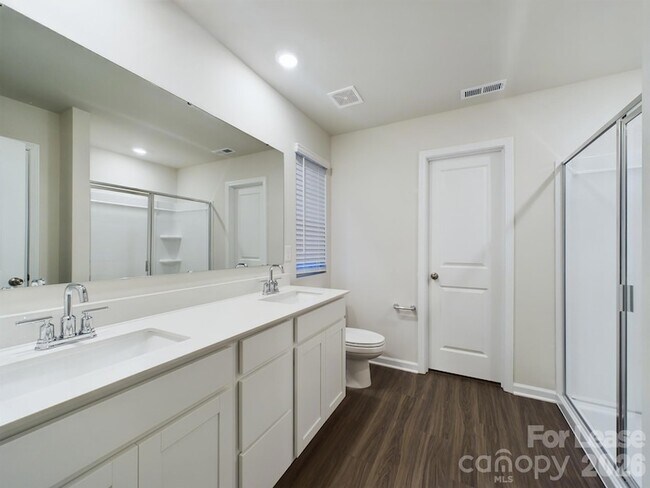 Building Photo - 15138 Windy Plns Rd