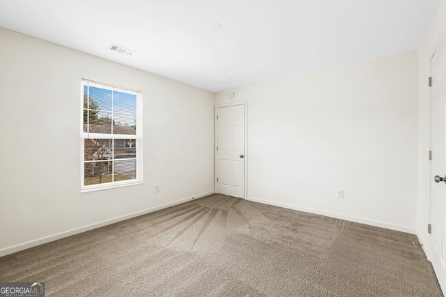 Building Photo - 1480 Avalon Creek Rd