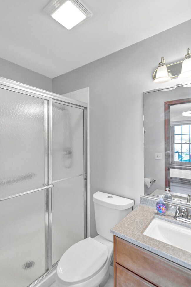 Building Photo - 4N550 School Rd