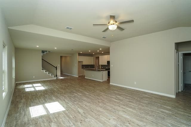 Building Photo - 333 Edmund Ln