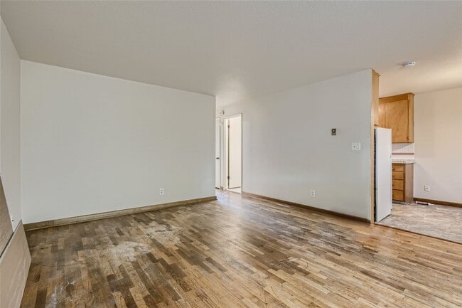 Interior Photo - Holly Manor