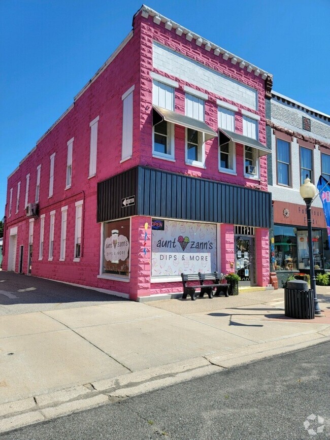 Building Photo - 337 S Lincoln Ave