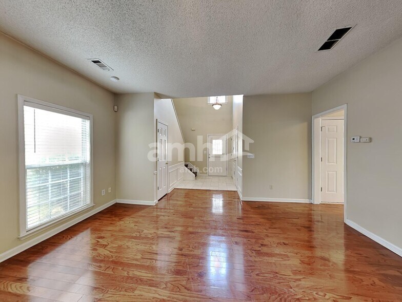 Building Photo - 11515 Bentham Ct