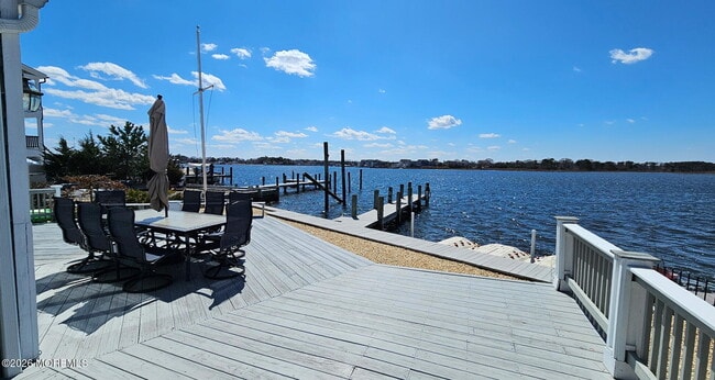 Building Photo - 48 Seagoin Rd