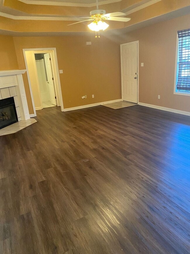 Building Photo - Contact Peggy Goodman 501 676 1758