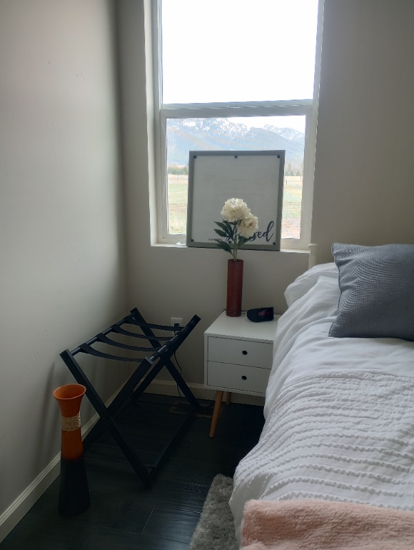 Building Photo - 1097 Tree Farm Rd