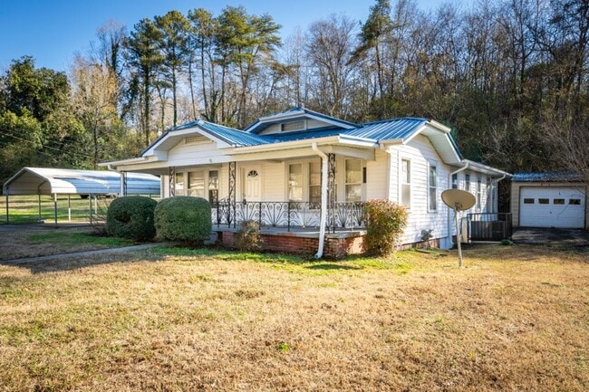 Building Photo - Charming Renovated 3-Bedroom Home in Dora!