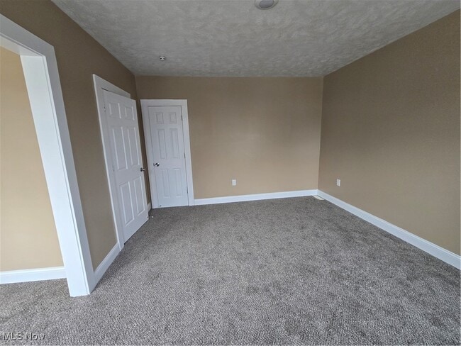 Building Photo - 2294 E 100th St